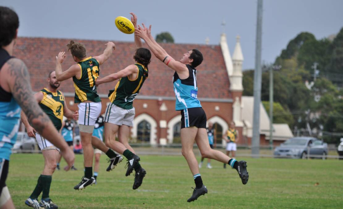 Collie Eagles reserves side runs away with 14.12.96 to 2.5.17 over Augusta-Margaret River Hawks. 