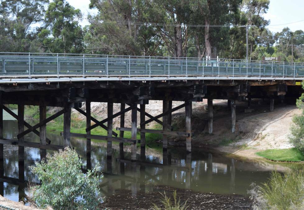 Letters to the editor: Talking about the solidity of the Collie River