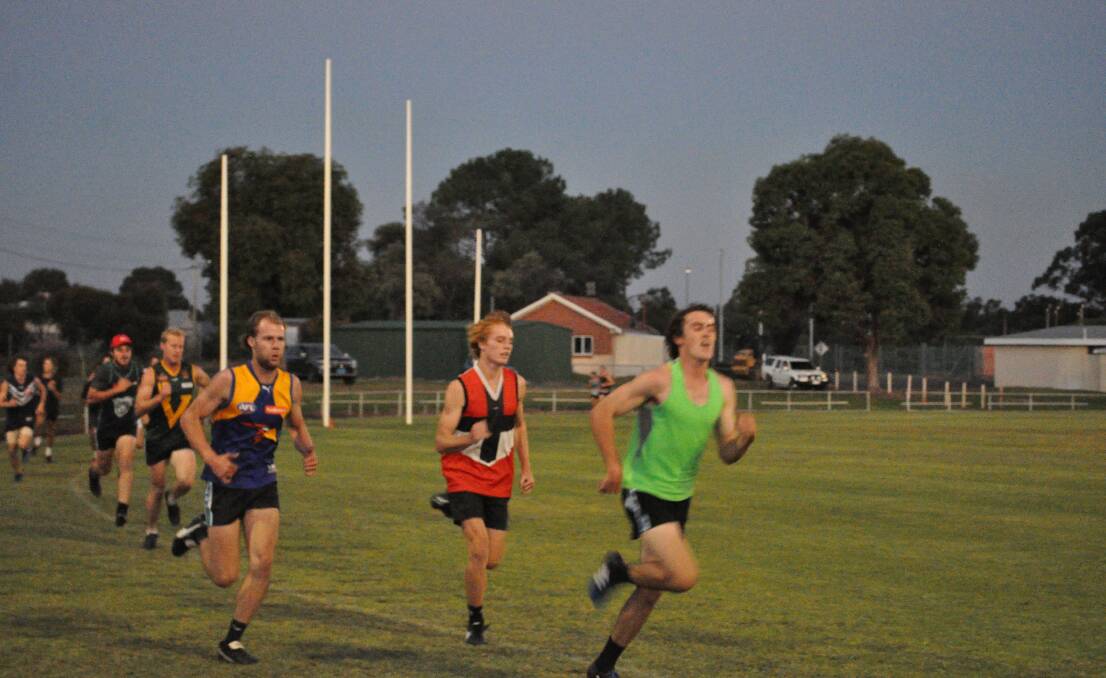 Working to win: The Collie Eagles Football Club league, reserves and colts players training on Wednesday, April 5. Picture: Thomas Munday 