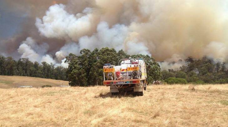 The fire in Northcliffe is almost indefensible as crews battle to contain it. Photo: Grant Wynne / Twitter