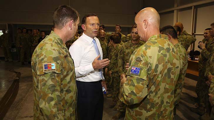 Prime Minister Tony Abbott talks to troops at Al Minhad air base. Photo: Australian Defence Force