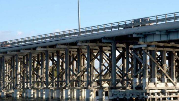 Erosion has closed the Fremantle Traffic Bridge. Photo: ABC News