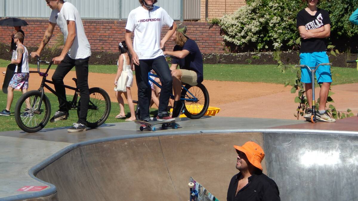 Hundreds turned out for Sunday's official opening of the new Collie skate park.
