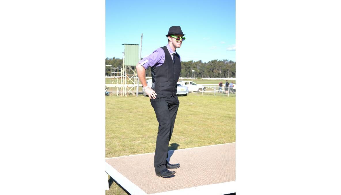 The Collie Cup was held on Saturday at the McVee Road Racecourse.