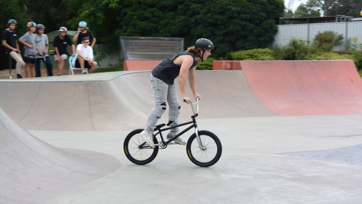 Skaters, drivers and fans turn out to Collie for the latest Freestyle NOW Skate competition. 