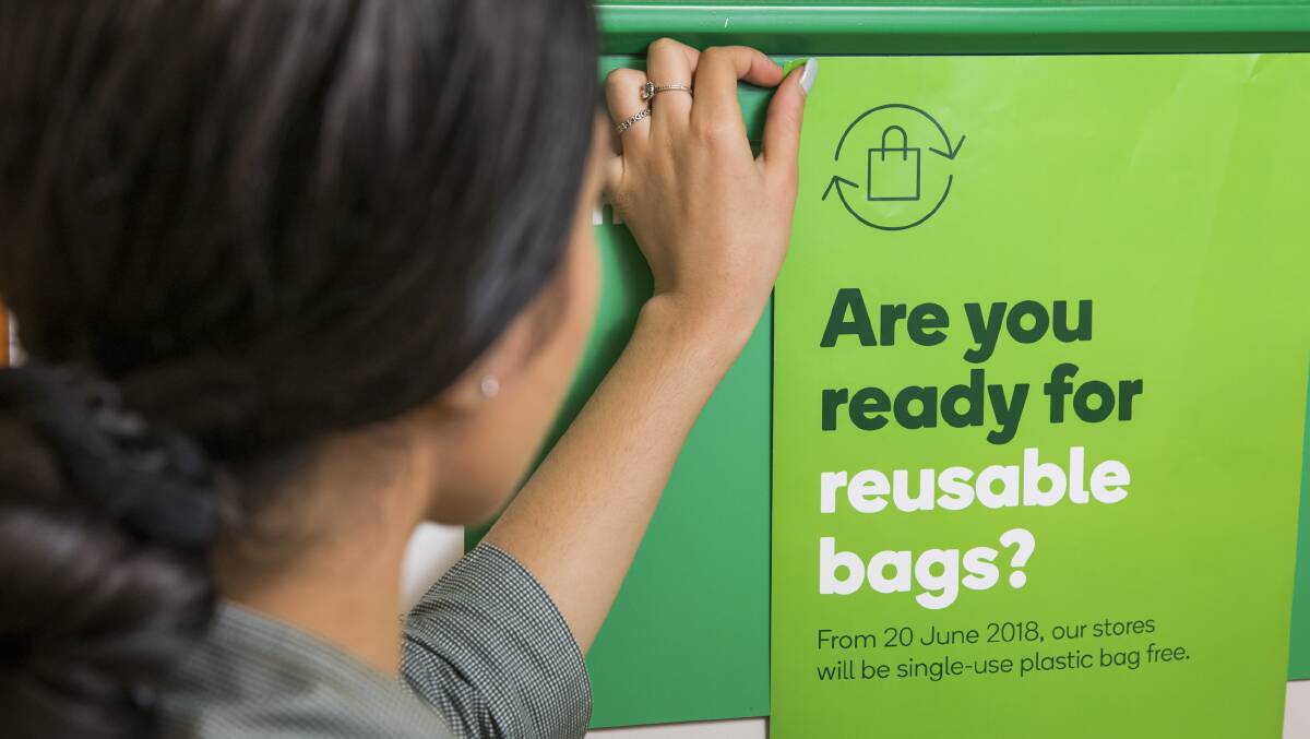 Woolworths Collie is reminding shoppers to prepare as the supermarket is set to go single-use plastic bag-free from June 20. Photo: supplied