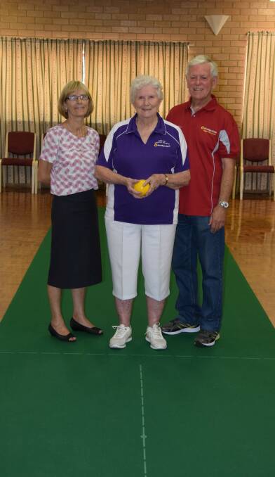 Collie Indoor Bowls president Myrtle Golding with Collie and Districts Community Bank employee Sharon Del Fante and director Ian Miffling. Photo: Ashley Bolt
