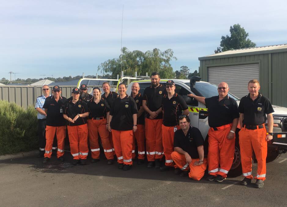 Members from Collie's State Emergency Services unit were sent to help firefighters tackling fires in the Shire of Esperance. Photo: Breeanna Tirant