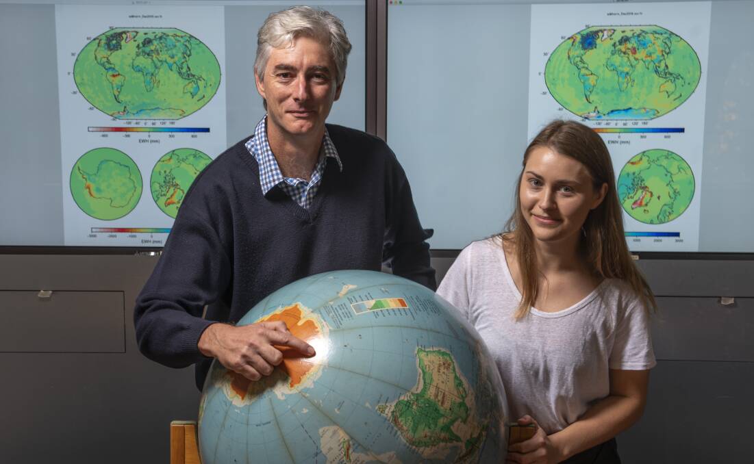 Dr Paul Tregoning and Rebecca McGirr from the ANU Research School of Earth Sciences. 