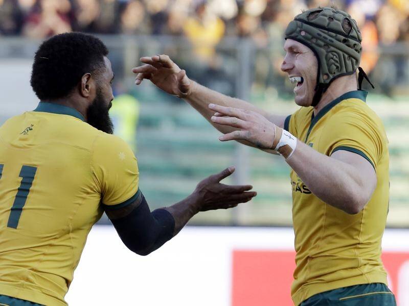Champion Wallaby David Pocock (R) says it's great to have Quade Cooper back in Super Rugby.