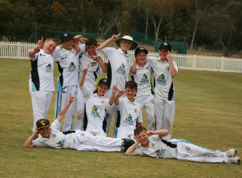Team spirit: A happy Year 7 team after their impressive win at home over Dalyellup on the weekend. Photo: supplied.